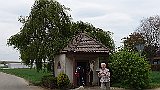 209-43 Wandern 25.4.15 Samstagspilgern, 3. Etappe Rülzheim - Landau, Speyerer Kapelle bei Herxheim.JPG