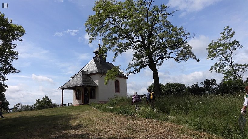 215-31 Wandern 30.5.2015 Samstagspilgern, 4. Etappe Landau - Klingenmünster, Kapelle Kleine Kalmit, Pilger