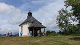 215-37 Wandern 30.5.2015 Samstagspilgern, 4. Etappe Landau - Klingenmünster, Kapelle Kleine Kalmit, Pilger.JPG