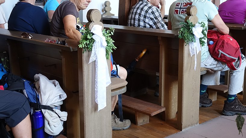 Hochzeitsschmuck in der St. Martinskirche Dörrenbach