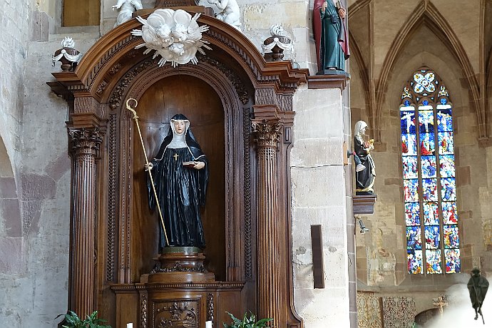 Walbourg, Église St. Walburga, Statue des Heiligen Walburga (18.Jh.)