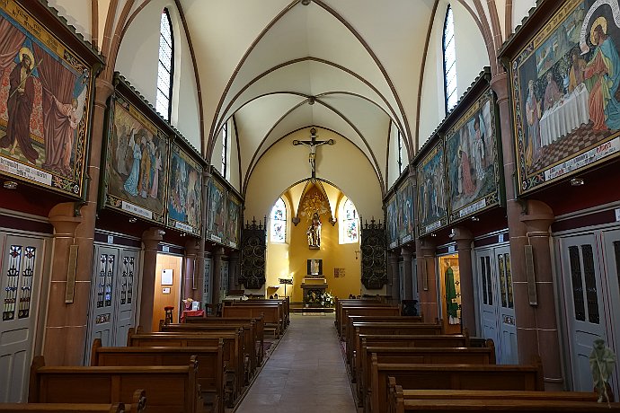 Marienthal, Basilique Notre-Dame-des-Douleurs, Kapelle