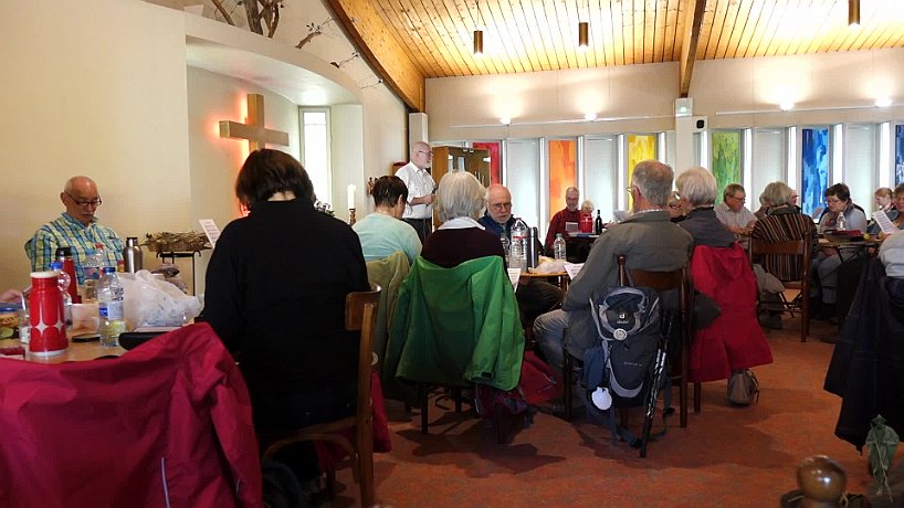 Evangelische Kirche der Versöhnung, Hoenheim, Einstimmung  