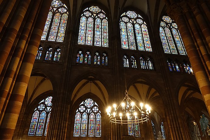 Münster Straßburg, Bleiglasfenster