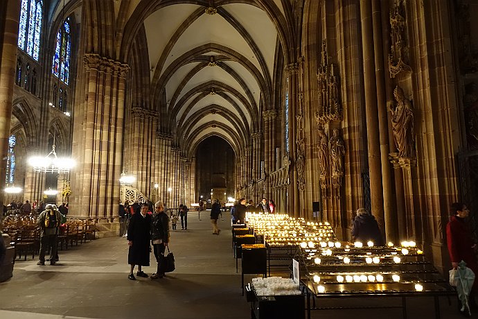 Münster Straßburg, Seitenschiff