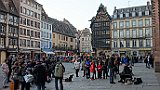 235-79 Wandern 31.10.15 Samstagspilgern Vendenheim - Strasbourg, Pilger vor Liebfrauenmünster Straßburg.JPG